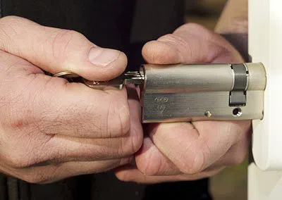 Super Locksmith Services Largo, FL 727-807-2769 - 29-10